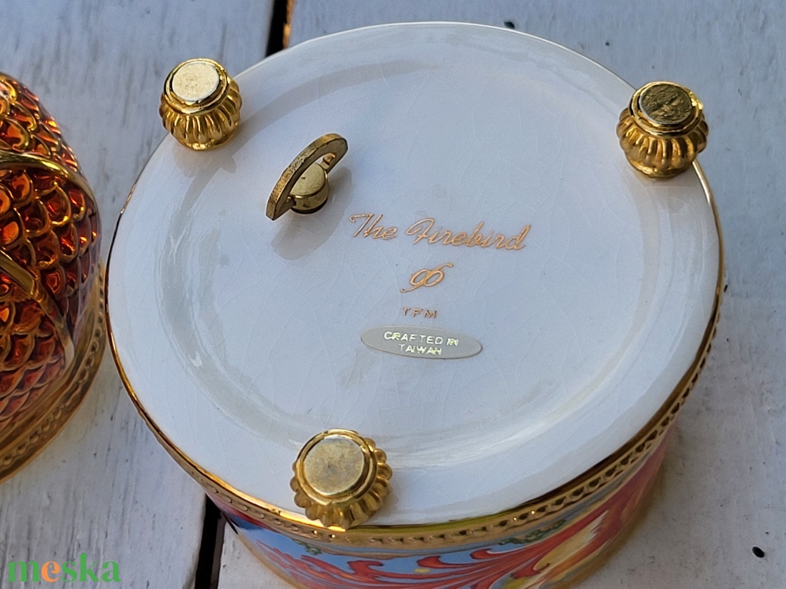 House of Fabergé_Franklin Mint_The Firebird_Tűzmadár_porcelán, zenélő ékszerdoboz, 24 k aranyozással - ékszer - ékszertartó - ékszerdoboz - Meska.hu House of Fabergé_Franklin Mint_The Firebird_Tűzmadár_porcelán, zenélő ékszerdoboz, 24 k aranyozással - ékszer - ékszertartó - ékszerdoboz - Meska.hu