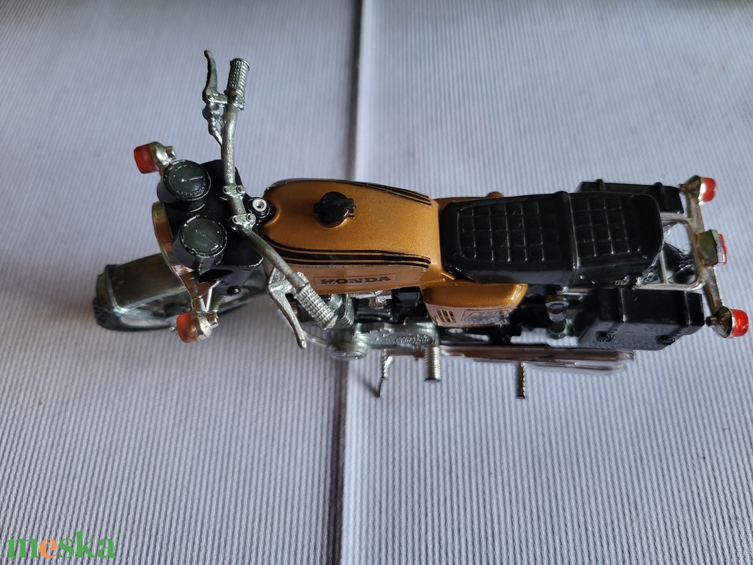 Polistil_Honda 750 Four - játék & sport - kisautók, járművek - játékautó - Meska.hu Polistil_Honda 750 Four - játék & sport - kisautók, járművek - játékautó - Meska.hu