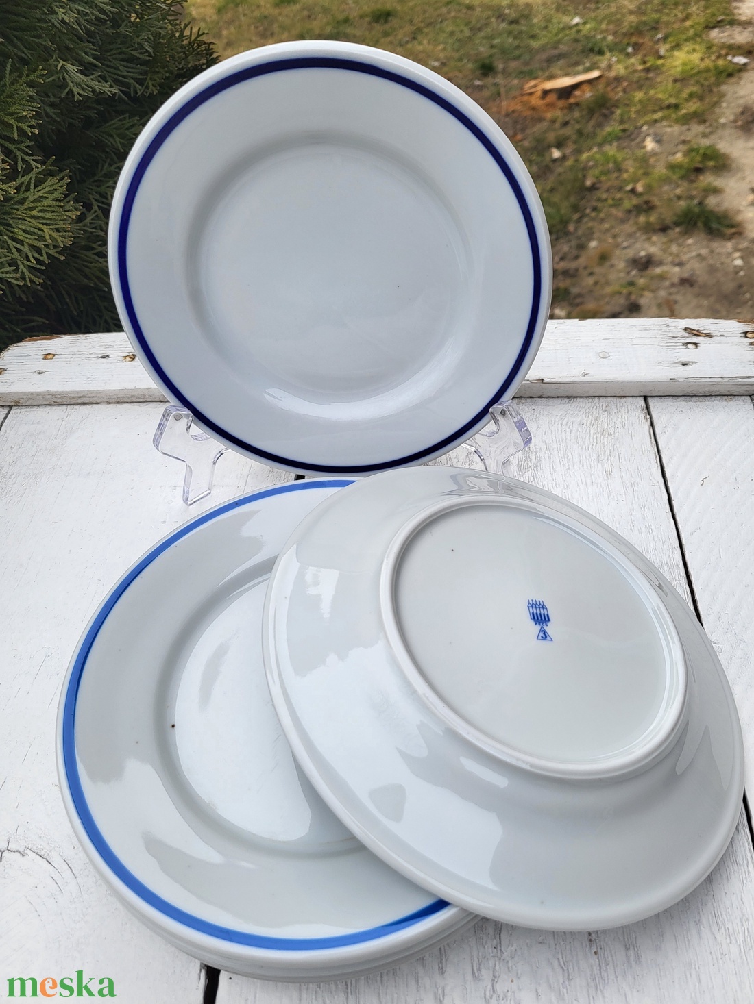 Zsolnay porcelán_5 db-os kékcsíkos kistányér szett - otthon & életmód - konyhafelszerelés, tálalás - tálalás - tányér & étkészlet - Meska.hu Zsolnay porcelán_5 db-os kékcsíkos kistányér szett - otthon & életmód - konyhafelszerelés, tálalás - tálalás - tányér & étkészlet - Meska.hu