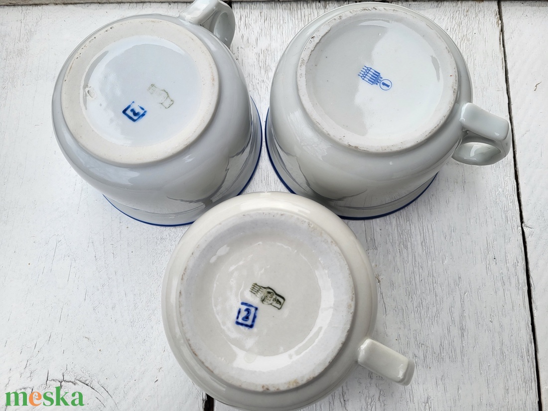 Zsolnay porcelán_antik, vastag komacsésze / kiöntőcsésze szett - otthon & életmód - konyhafelszerelés, tálalás - tálalás - bögre & csésze - Meska.hu Zsolnay porcelán_antik, vastag komacsésze / kiöntőcsésze szett - otthon & életmód - konyhafelszerelés, tálalás - tálalás - bögre & csésze - Meska.hu