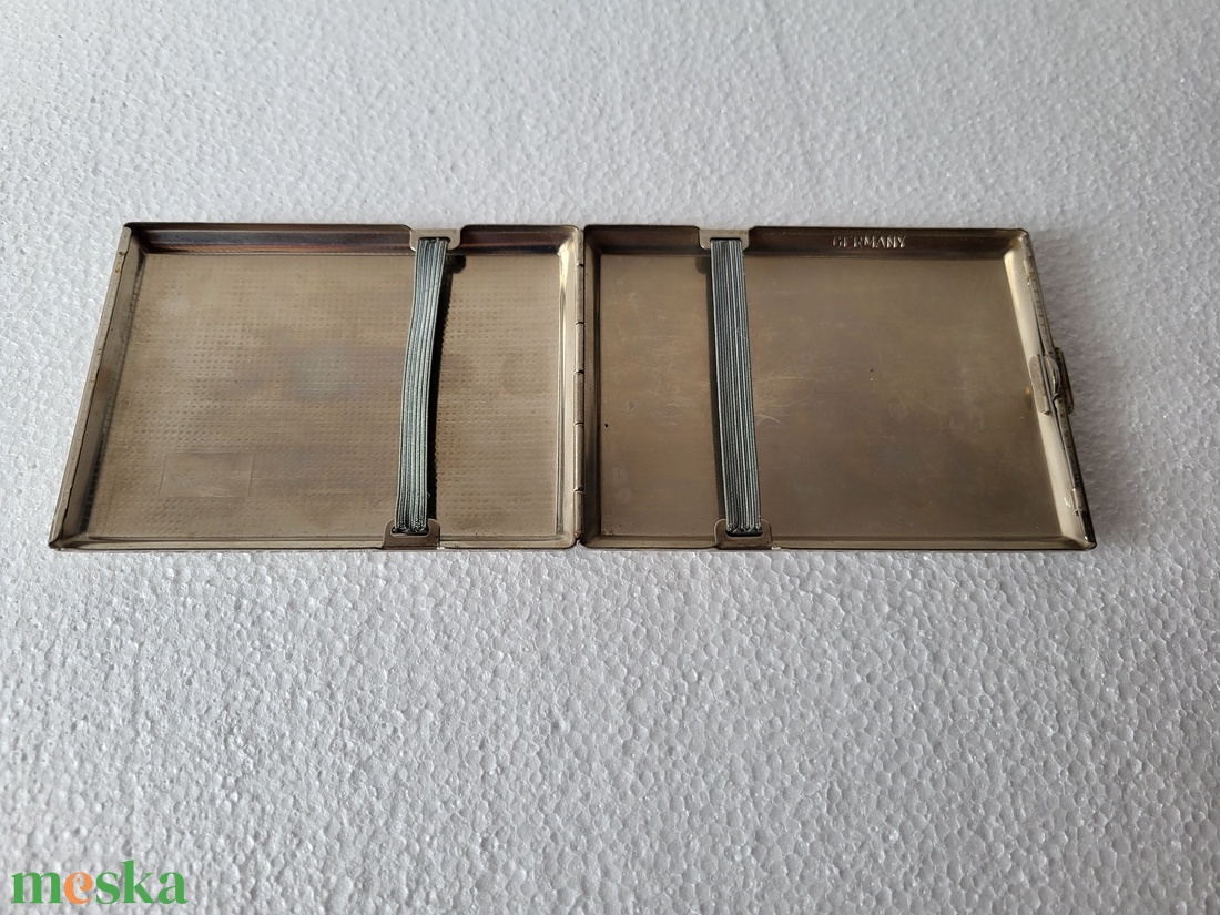 Vintage, retro, fém cigarettatárca _Germany - otthon & életmód - tárolás & rendszerezés - doboz - Meska.hu Vintage, retro, fém cigarettatárca _Germany - otthon & életmód - tárolás & rendszerezés - doboz - Meska.hu
