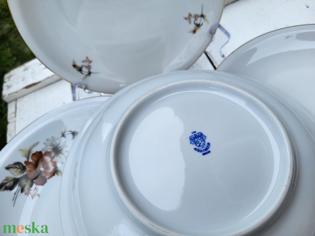 Alföldi porcelán_barna virágos tányérszett - otthon & életmód - konyhafelszerelés, tálalás - tálalás - tányér & étkészlet - Meska.hu Alföldi porcelán_barna virágos tányérszett - otthon & életmód - konyhafelszerelés, tálalás - tálalás - tányér & étkészlet - Meska.hu