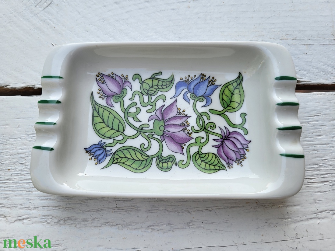 Hollóházi porcelán_hamutál - otthon & életmód - dekoráció - asztal és polc dekoráció - hamutál, öngyújtó, pipa - Meska.hu Hollóházi porcelán_hamutál - otthon & életmód - dekoráció - asztal és polc dekoráció - hamutál, öngyújtó, pipa - Meska.hu