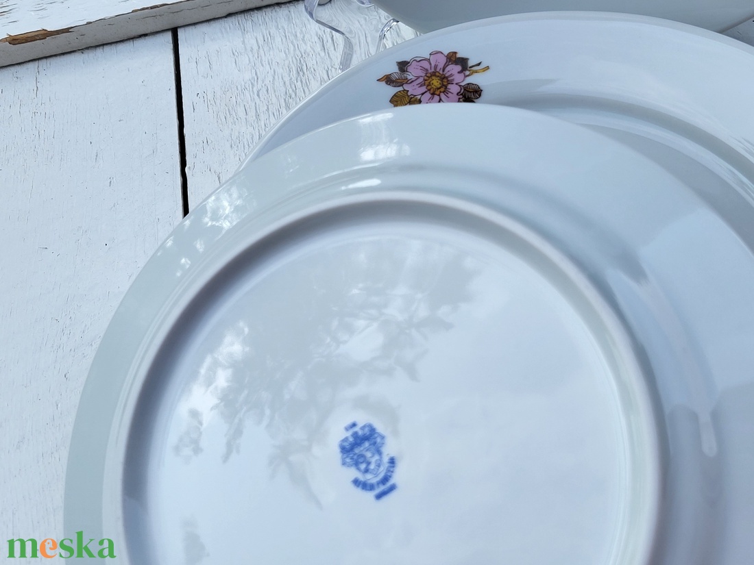 Alföldi porcelán_dáliás kistányér szett - otthon & életmód - konyhafelszerelés, tálalás - tálalás - tányér & étkészlet - Meska.hu Alföldi porcelán_dáliás kistányér szett - otthon & életmód - konyhafelszerelés, tálalás - tálalás - tányér & étkészlet - Meska.hu
