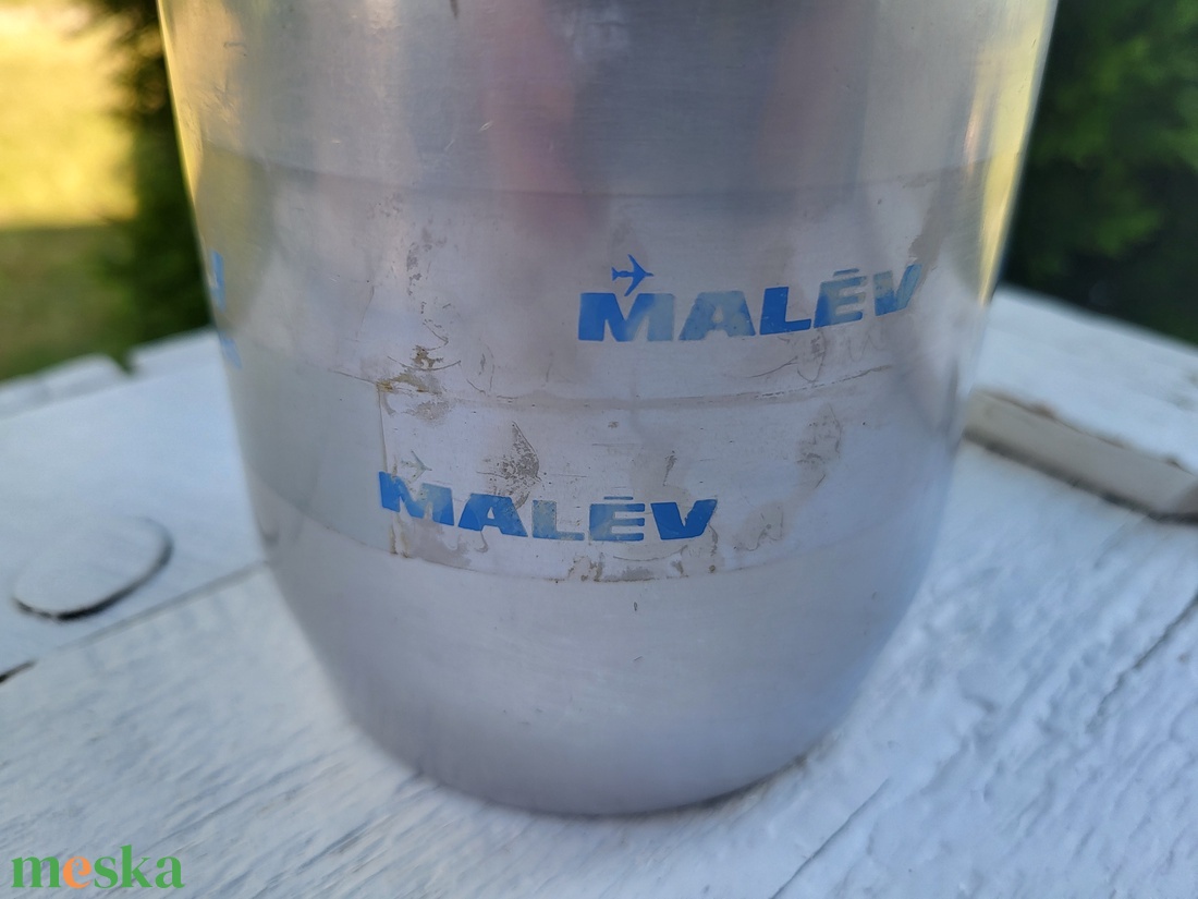Retro, vintage Malév szódásszifon 1981-ből - otthon & életmód - konyhafelszerelés, tálalás - italos kellékek - italtartó - Meska.hu Retro, vintage Malév szódásszifon 1981-ből - otthon & életmód - konyhafelszerelés, tálalás - italos kellékek - italtartó - Meska.hu