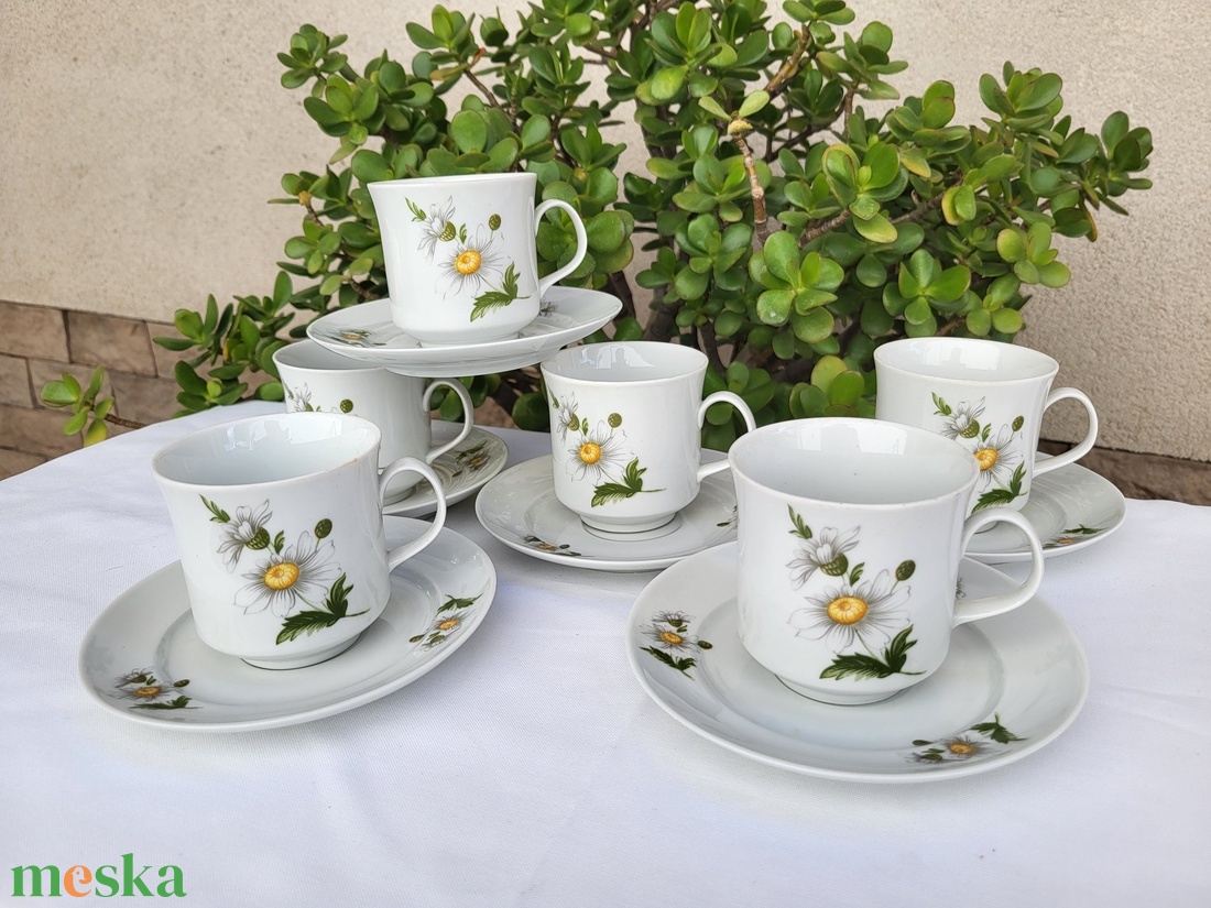 Alföldi porcelán_Margarétás, ritka fazonú, kávés csészeszett 6 személyes - otthon & életmód - konyhafelszerelés, tálalás - tálalás - bögre & csésze - Meska.hu Alföldi porcelán_Margarétás, ritka fazonú, kávés csészeszett 6 személyes - otthon & életmód - konyhafelszerelés, tálalás - tálalás - bögre & csésze - Meska.hu