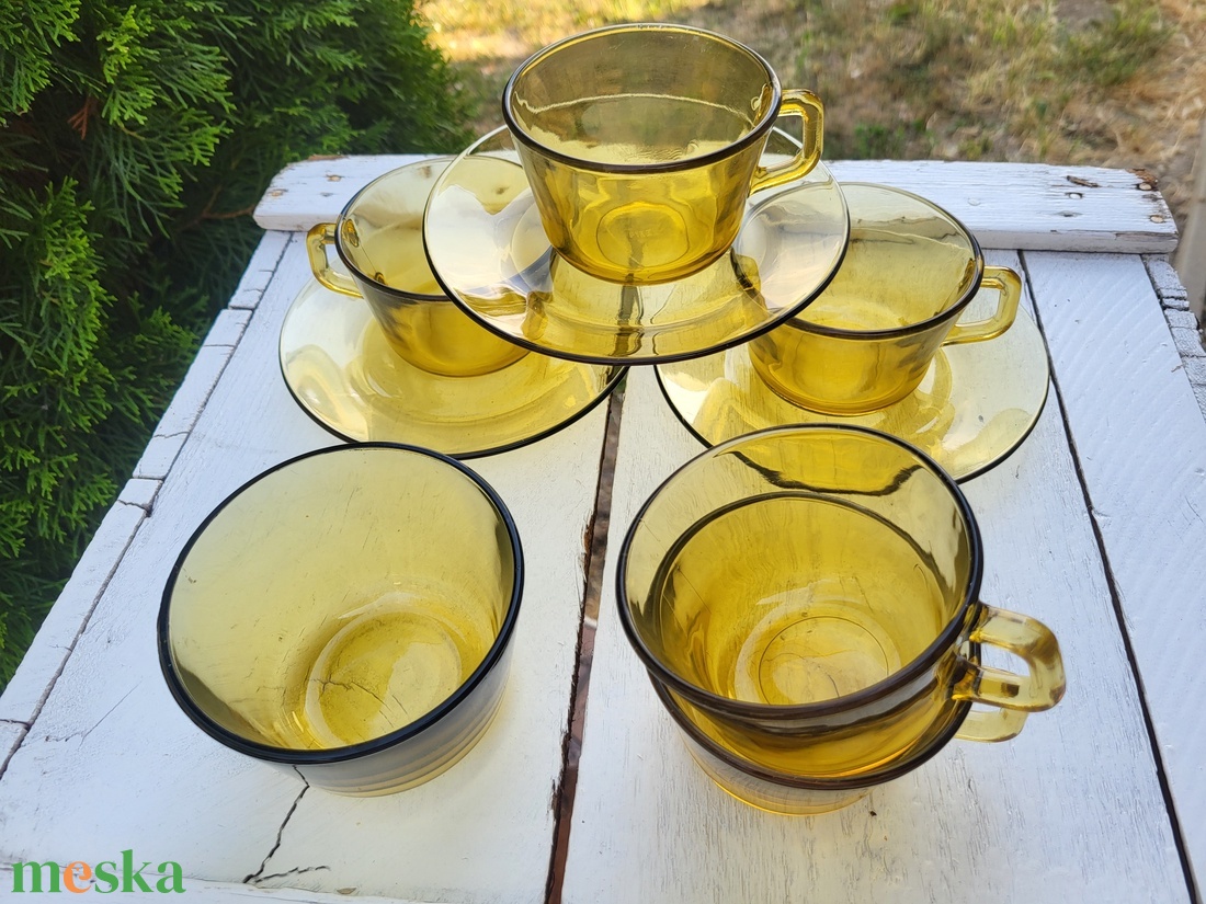 Vintage, Pyrex France borostyánszínű teáscsésze szett készletpótlásra - otthon & életmód - konyhafelszerelés, tálalás - tálalás - bögre & csésze - Meska.hu