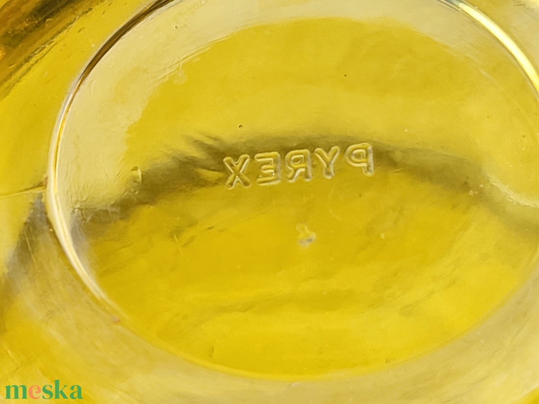 Vintage, Pyrex France borostyánszínű teáscsésze szett készletpótlásra - otthon & életmód - konyhafelszerelés, tálalás - tálalás - bögre & csésze - Meska.hu