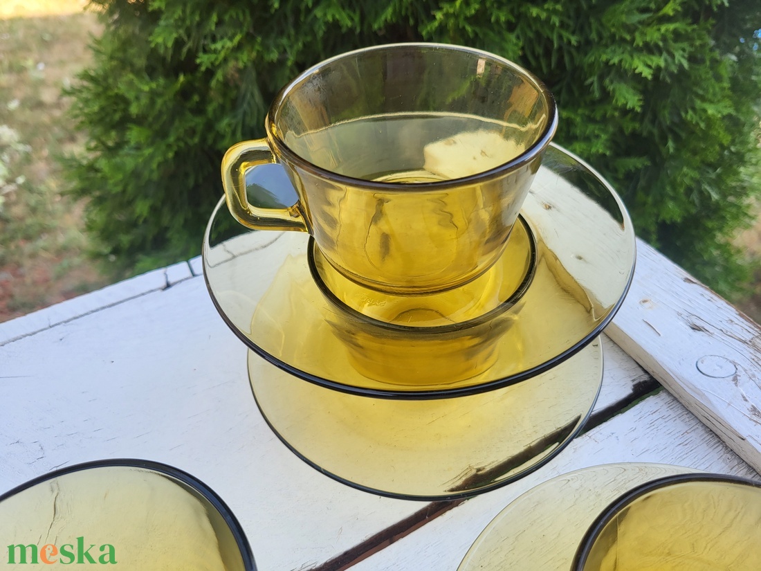 Vintage, Pyrex France borostyánszínű teáscsésze szett készletpótlásra - otthon & életmód - konyhafelszerelés, tálalás - tálalás - bögre & csésze - Meska.hu