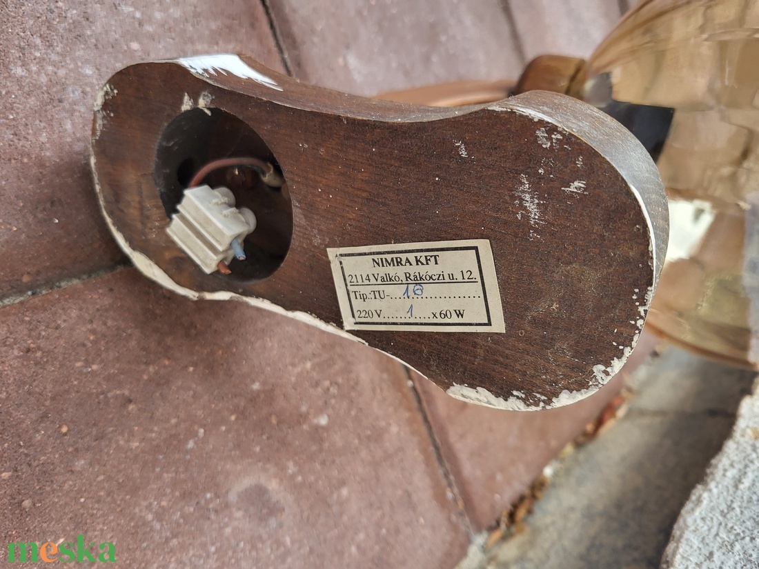 Vintage, retro, fából készült falikar, falilámpa irizáló, füstüveg búrával - otthon & életmód - lámpa - fali & mennyezeti lámpa - Meska.hu