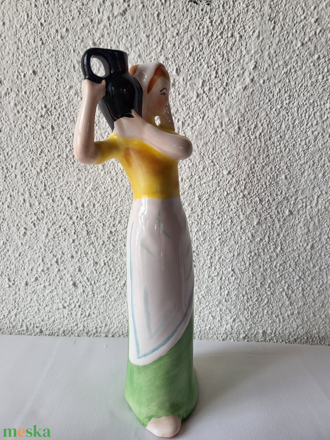 Kézzel festett, Bodrogkeresztúri kerámia_korsós lány - otthon & életmód - dekoráció - dekoratív figurák és szobrok - Meska.hu