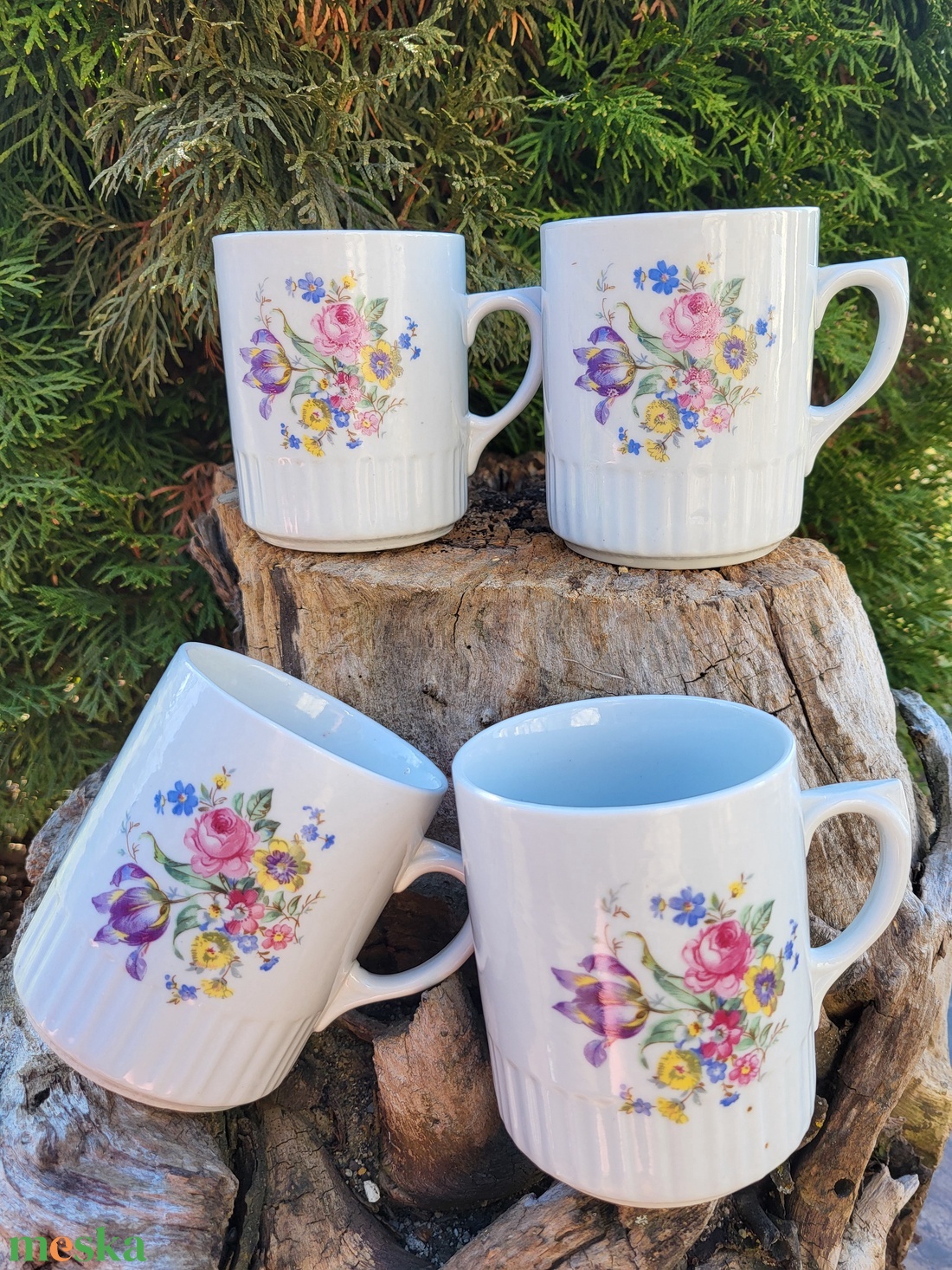 Zsolnay porcelán_4 db-os szoknyás bögre szett - otthon & életmód - konyhafelszerelés, tálalás - tálalás - bögre & csésze - Meska.hu