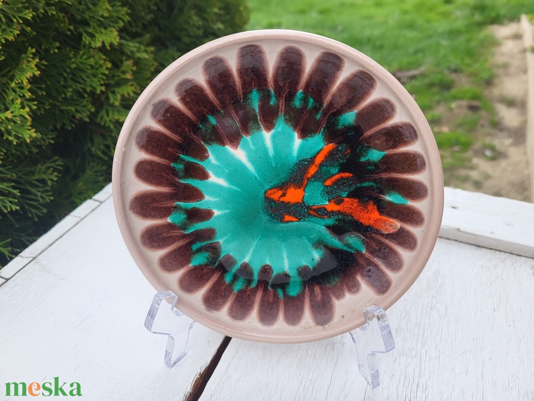 Vintage, osztrák Gmundner Keramik falitányér Green Flamed - otthon & életmód - dekoráció - fali és függő dekoráció - falra akasztható dekor - Meska.hu