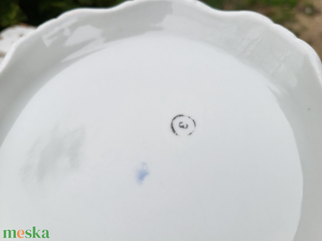 Zsolnay porcelán_apróvirágos levesestál - otthon & életmód - konyhafelszerelés, tálalás - tálalás - tányér & étkészlet - Meska.hu