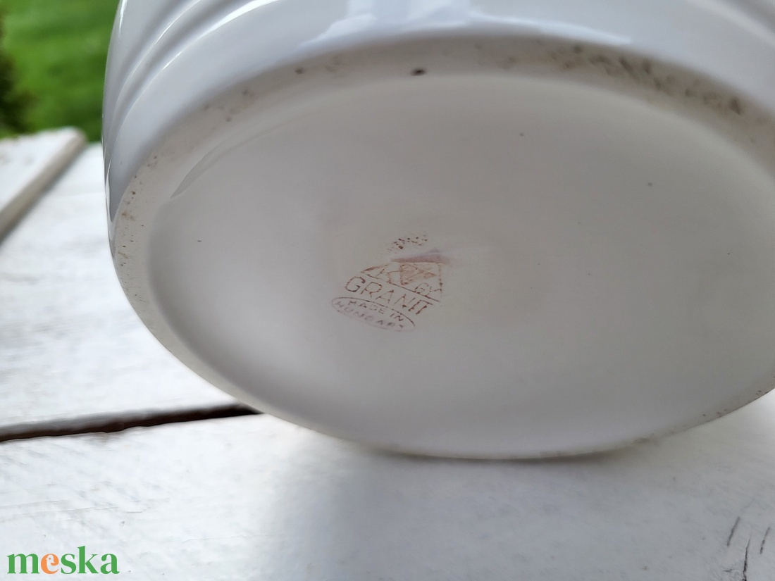 Gránit szívecskés sótartó - otthon & életmód - konyhafelszerelés, tálalás - konyhai tárolás - fűszertartó - Meska.hu