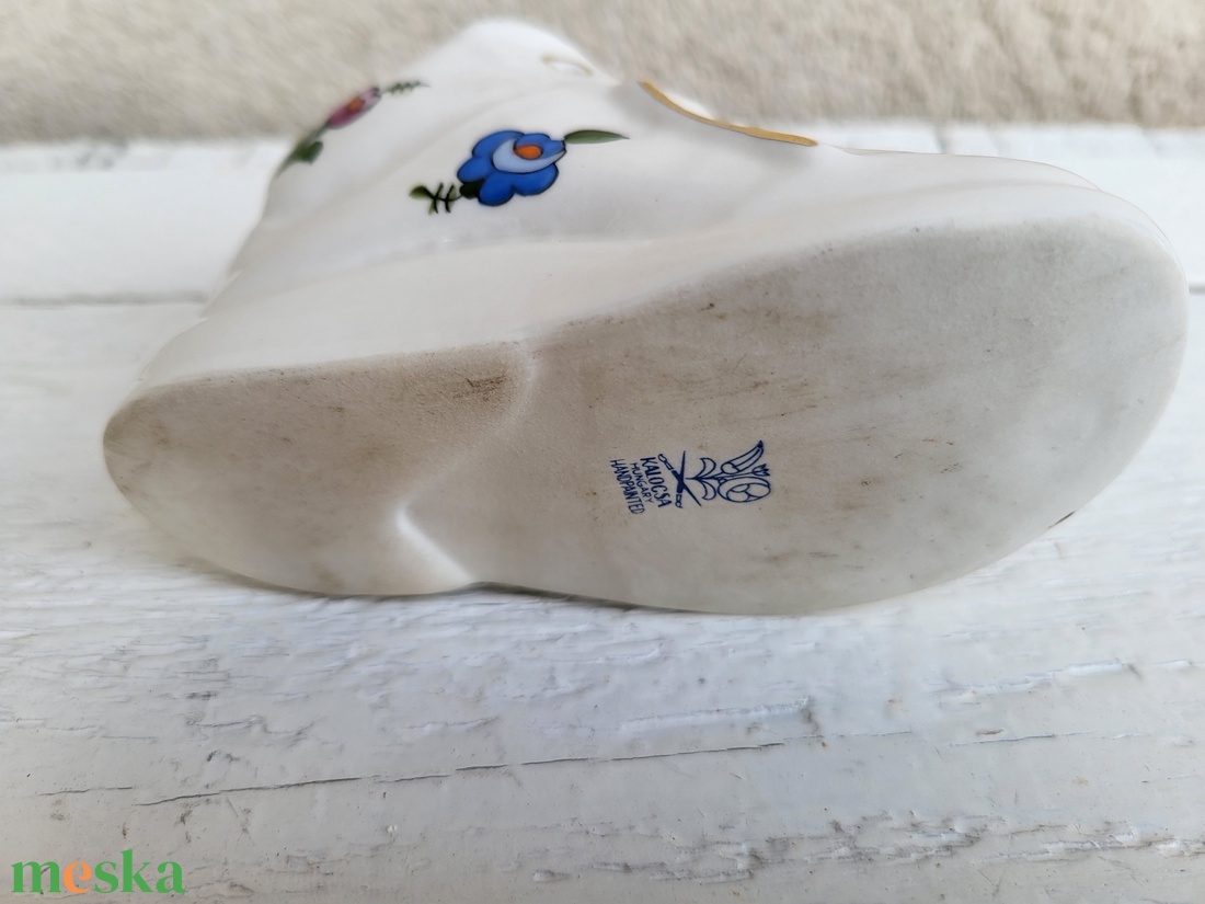 Kalocsai porcelán díszcipő - otthon & életmód - dekoráció - dekoratív figurák és szobrok - Meska.hu