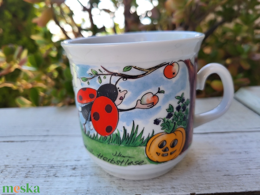 Hertie Markthallen porcelán_mesejelenetes, katicabogaras bögre  Őszi betakarítás  - otthon & életmód - konyhafelszerelés, tálalás - tálalás - bögre & csésze - Meska.hu