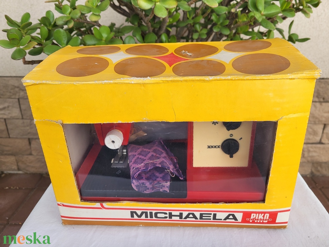 Vintage, retro, NDK Piko Michaela gyermekvarrógép - játék & sport - készségfejlesztő és logikai játék - oktató játékok - Meska.hu