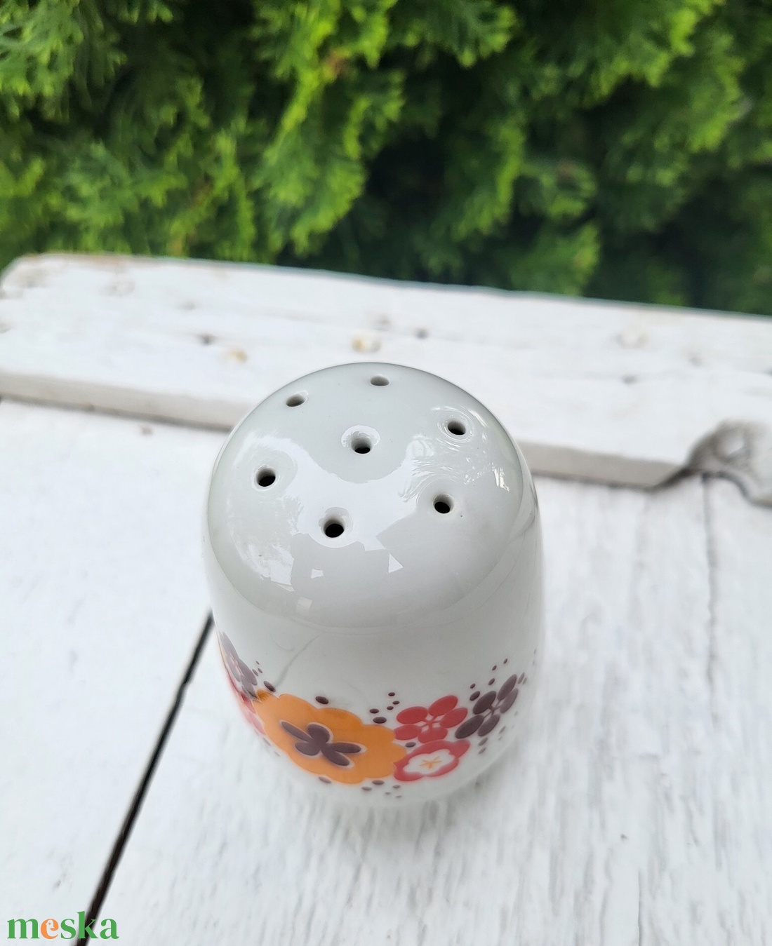 Alföldi porcelán_ritkább színű menzamintás sószóró - otthon & életmód - konyhafelszerelés, tálalás - konyhai tárolás - fűszertartó - Meska.hu