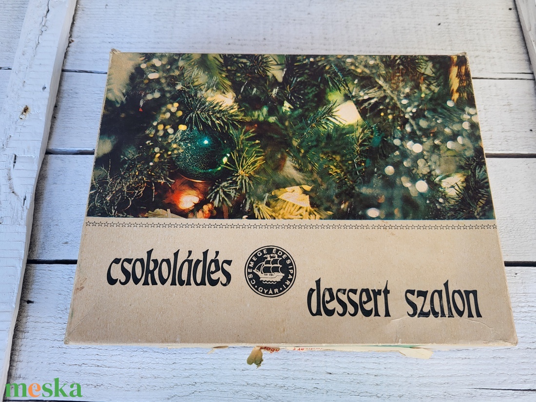 Retro szaloncukros doboz - otthon & életmód - dekoráció - asztal és polc dekoráció - díszdoboz - Meska.hu