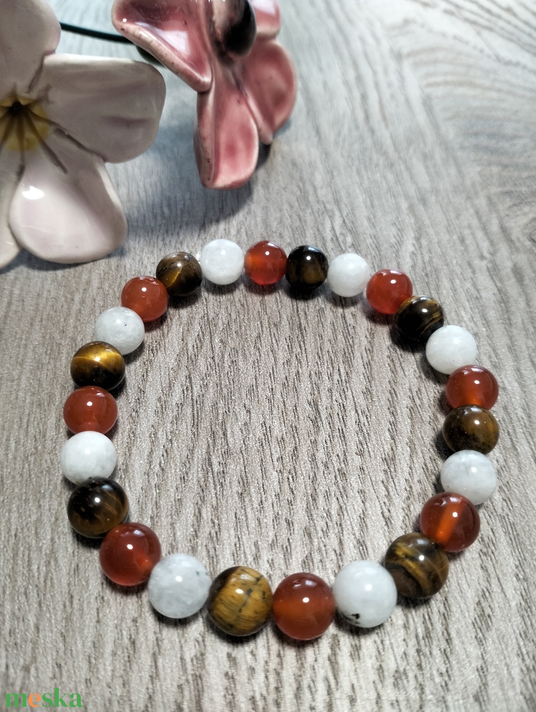 Női Ásványkarkötő - Fehér holdkő + Karneol + Tigrisszem - ékszer - karkötő - ásványkarkötő - Meska.hu
