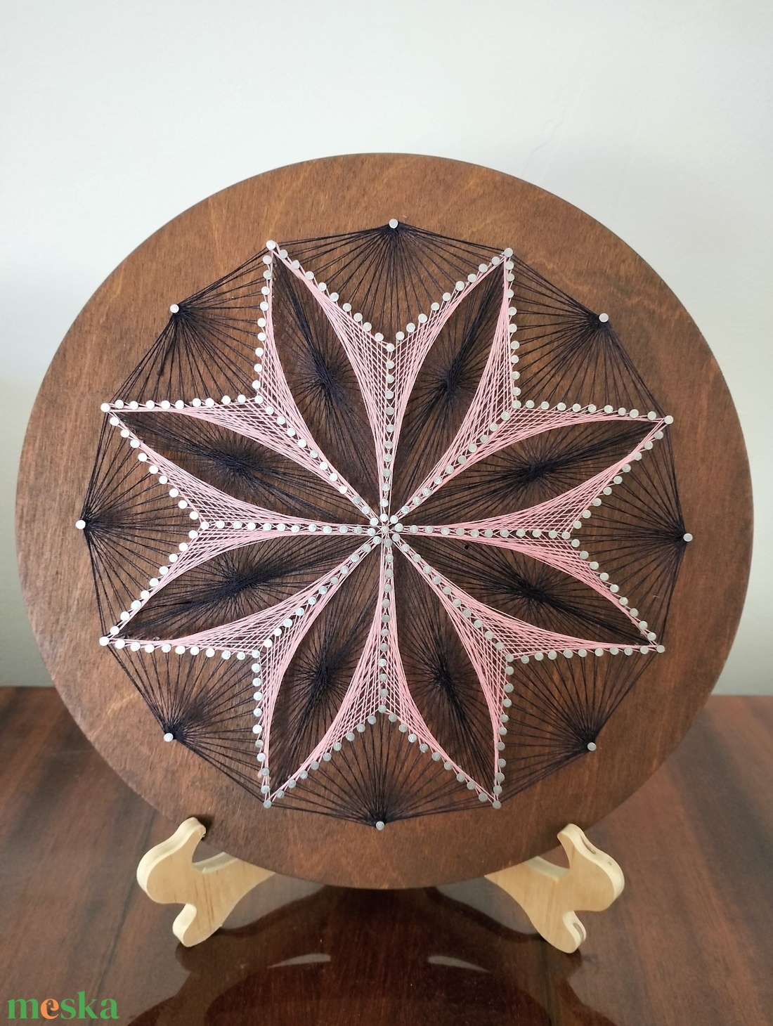 String Art - fonalművészet - Éjféli szirom - otthon & életmód - dekoráció - fali és függő dekoráció - falra akasztható dekor - Meska.hu