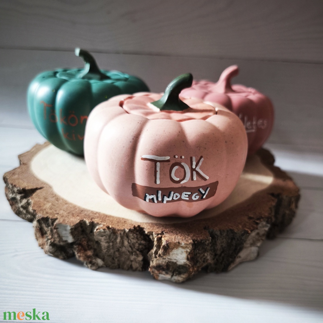 Tök mindegy  őszi dekor és apróságtartó egy kis passzív agresszióval - otthon & életmód - dekoráció - asztal és polc dekoráció - asztaldísz - Meska.hu