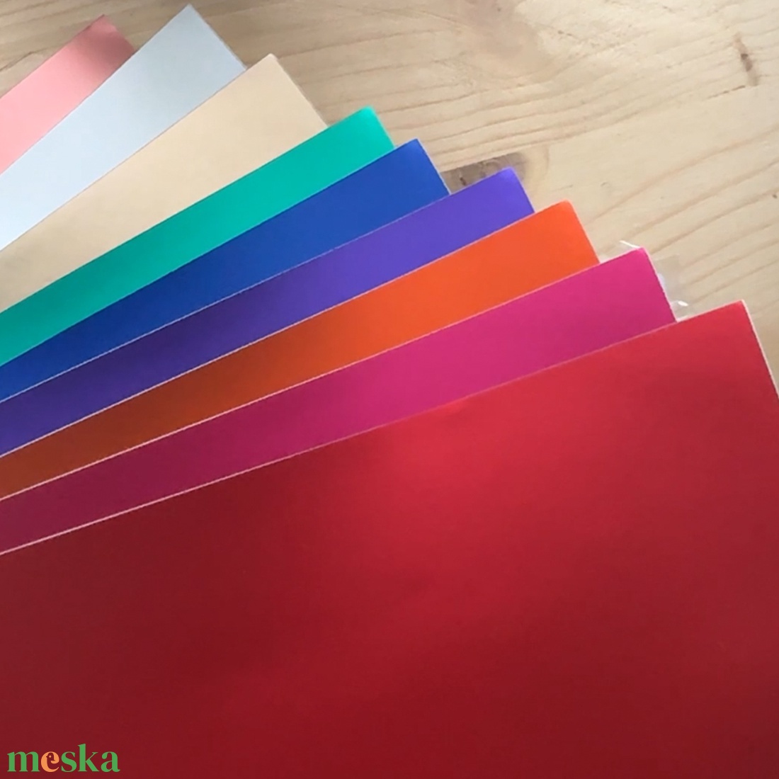 Karácsonyi fehér gömb, egyedi felirattal - karácsony - karácsonyi lakásdekoráció - karácsonyfadíszek - Meska.hu