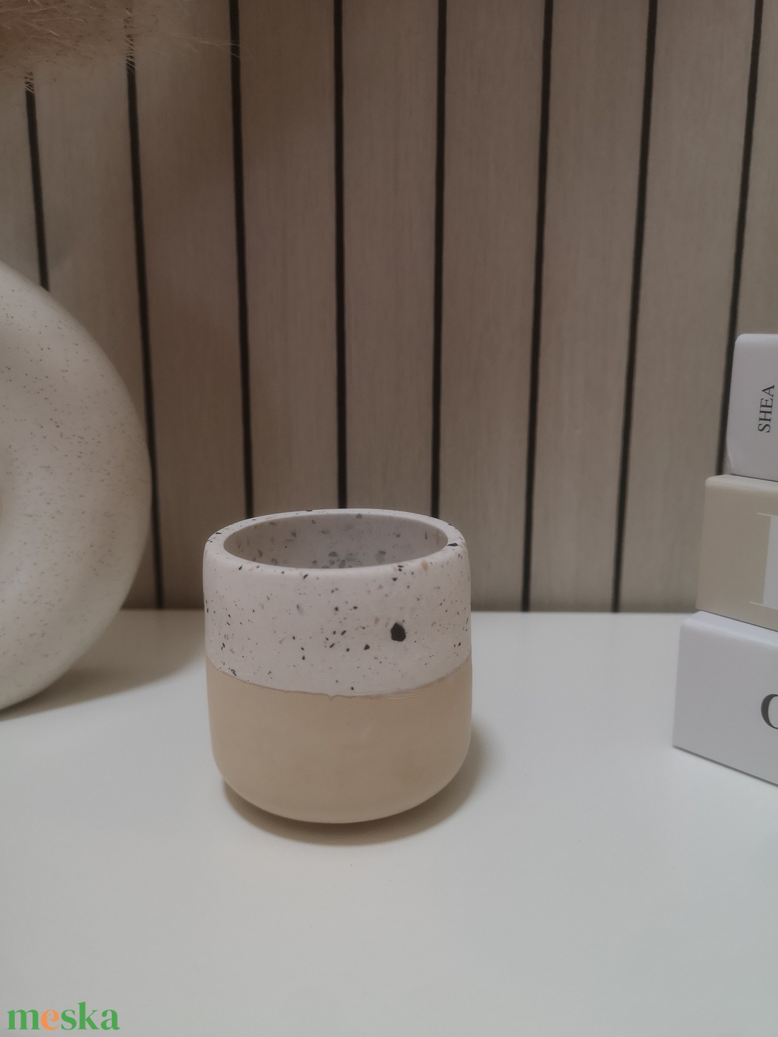 Fekete-beige terrazzo mintás ovális tálca és tároló pohár szett - otthon & életmód - dekoráció - asztal és polc dekoráció - dekorációs tál, tartó - Meska.hu Fekete-beige terrazzo mintás ovális tálca és tároló pohár szett - otthon & életmód - dekoráció - asztal és polc dekoráció - dekorációs tál, tartó - Meska.hu
