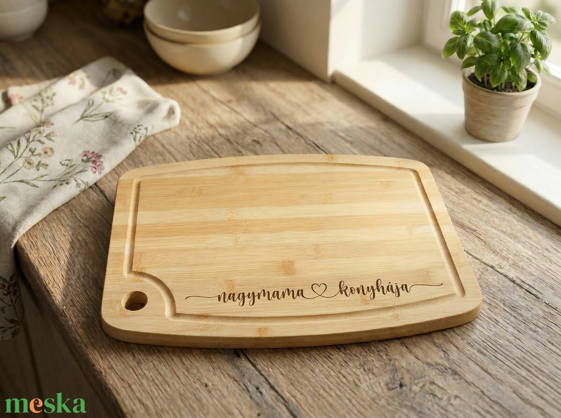 Gravírozott nagyméretű vágódeszka - anyák napi ajándék nagymamáknak, anyukáknak - otthon & életmód - konyhafelszerelés, tálalás - sütés, főzés - vágódeszka - Meska.hu