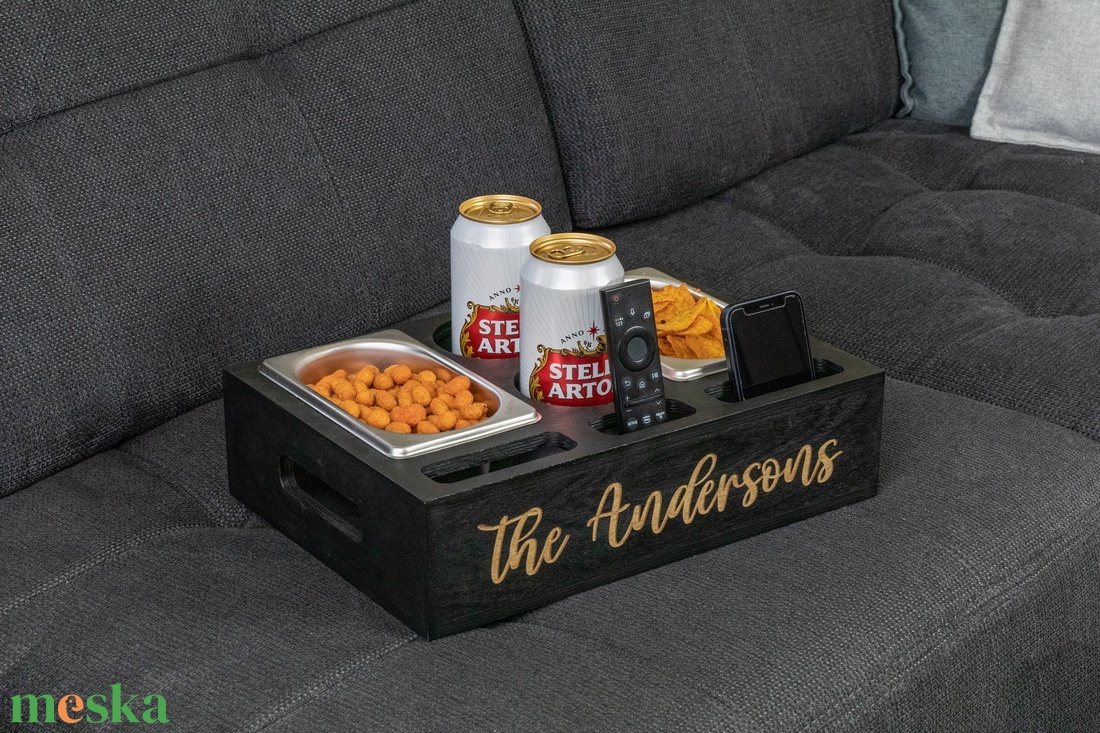 KIÁRÚSÍTÁS! GRAVÍROZÁS NÉLKÜL! Csak Fekete színben. Kanapé rendező nasis doboz, sofa box, snack tál, ital és sör tartó - otthon & életmód - dekoráció - asztal és polc dekoráció - díszdoboz - Meska.hu