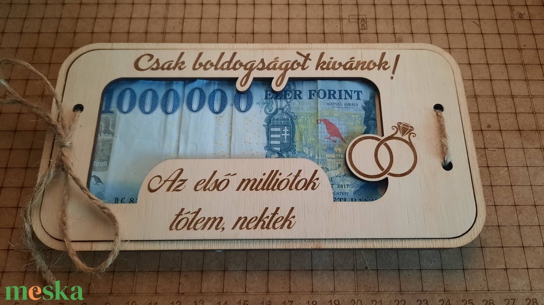Egyedi esküvői vagy ballagási pénz átadó nászajándék átadó - esküvő - emlék & ajándék - nászajándék - esküvői pénzátadó doboz - Meska.hu