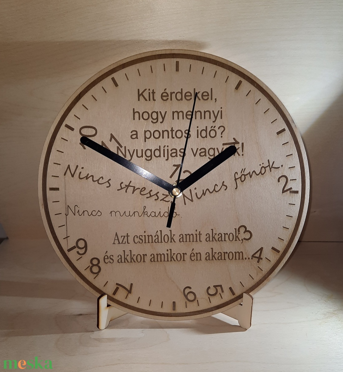 Szép egyedi falióra. Nyugdíjazási ajándéknak. - otthon & életmód - dekoráció - fali és függő dekoráció - falióra & óra - Meska.hu