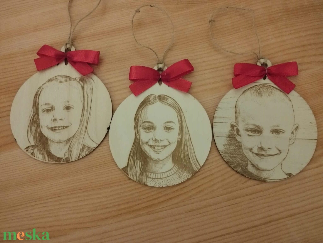 Egyedi Fotós Karácsonyi Fából készült Dísz (Gravírozott) - karácsony - karácsonyi lakásdekoráció - karácsonyfadíszek - Meska.hu