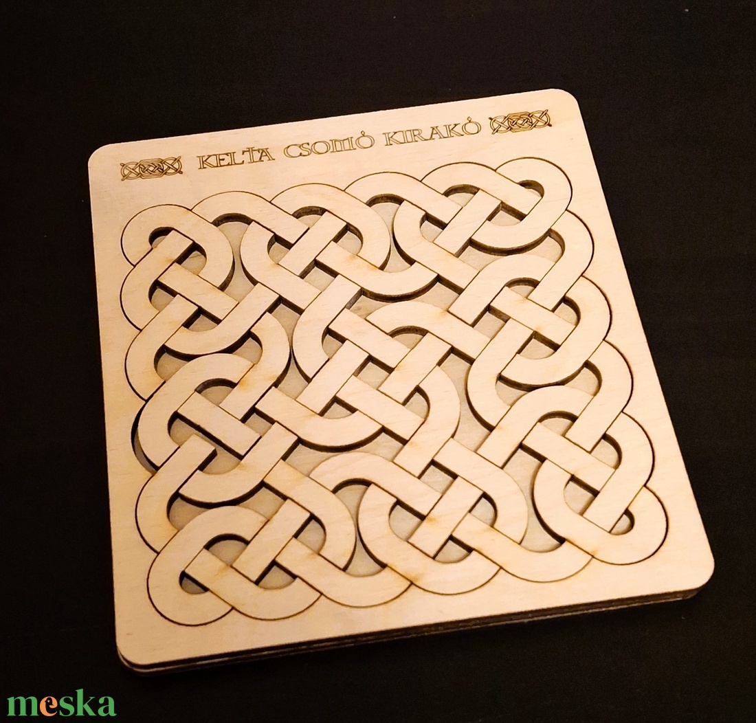 Kelta Csomó Fa Puzzle Fedezd fel az ősi szimbólumok világát! - játék & sport - puzzle - forma puzzle - Meska.hu Kelta Csomó Fa Puzzle Fedezd fel az ősi szimbólumok világát! - játék & sport - puzzle - forma puzzle - Meska.hu