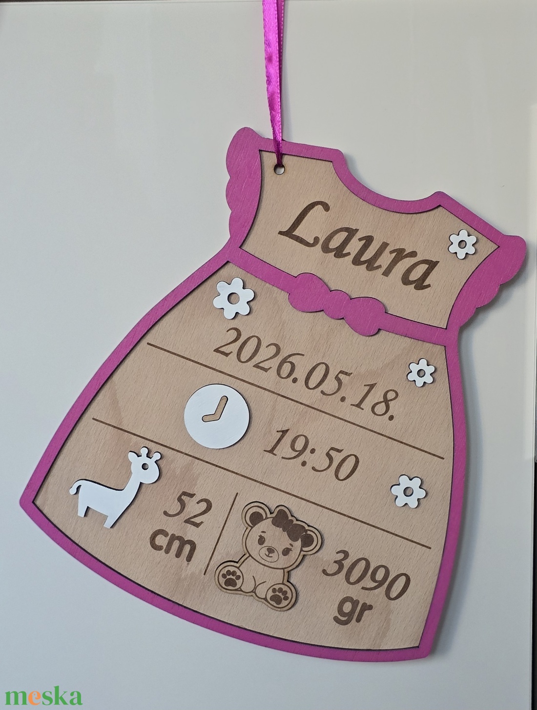 Egyedi gravírozott újszülött, baba ajándék, - baba - mama - babaszoba dekoráció - baba névtábla - Meska.hu