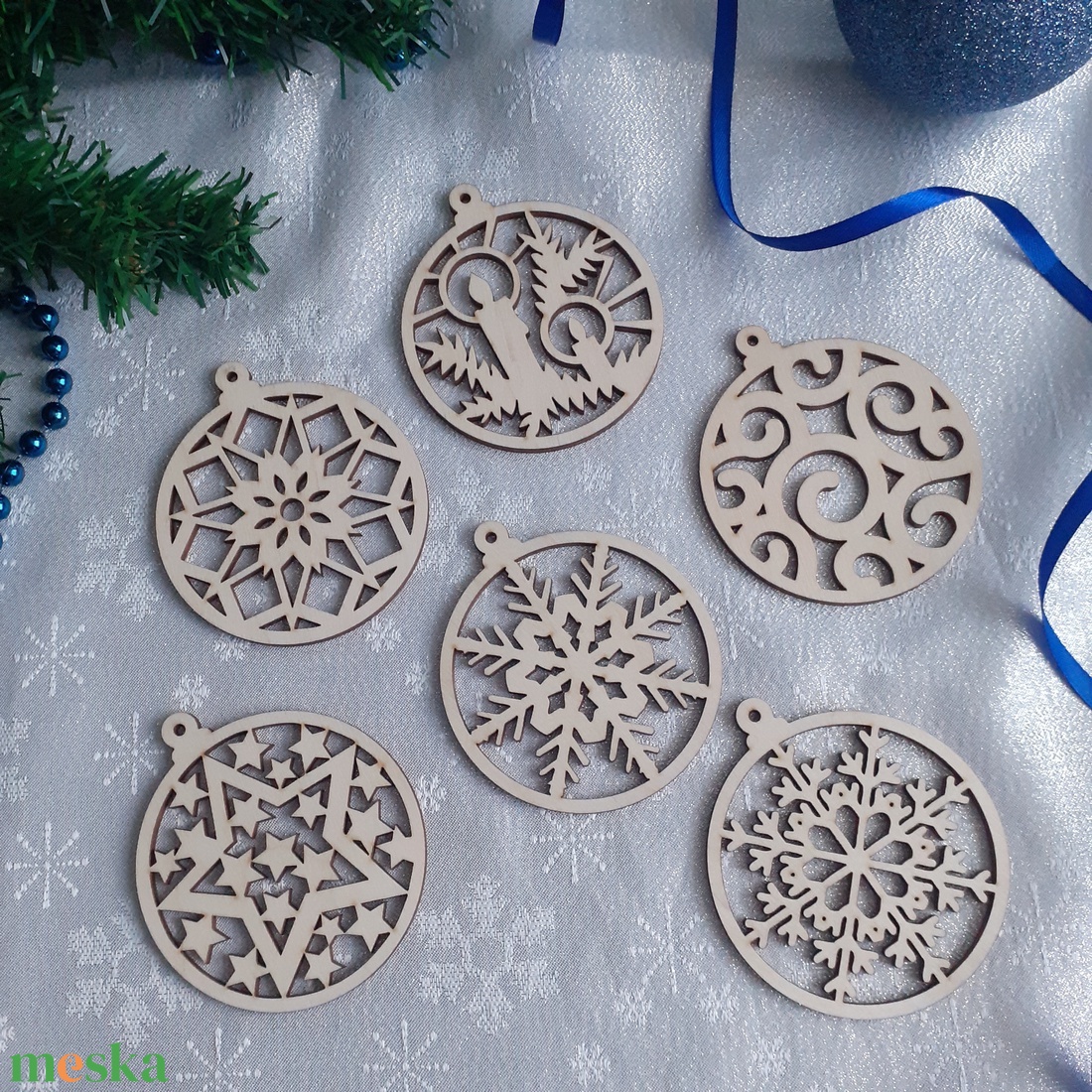  10db-os gömb alakú karácsonyfadísz szett - karácsony - karácsonyi lakásdekoráció - karácsonyfadíszek - Meska.hu