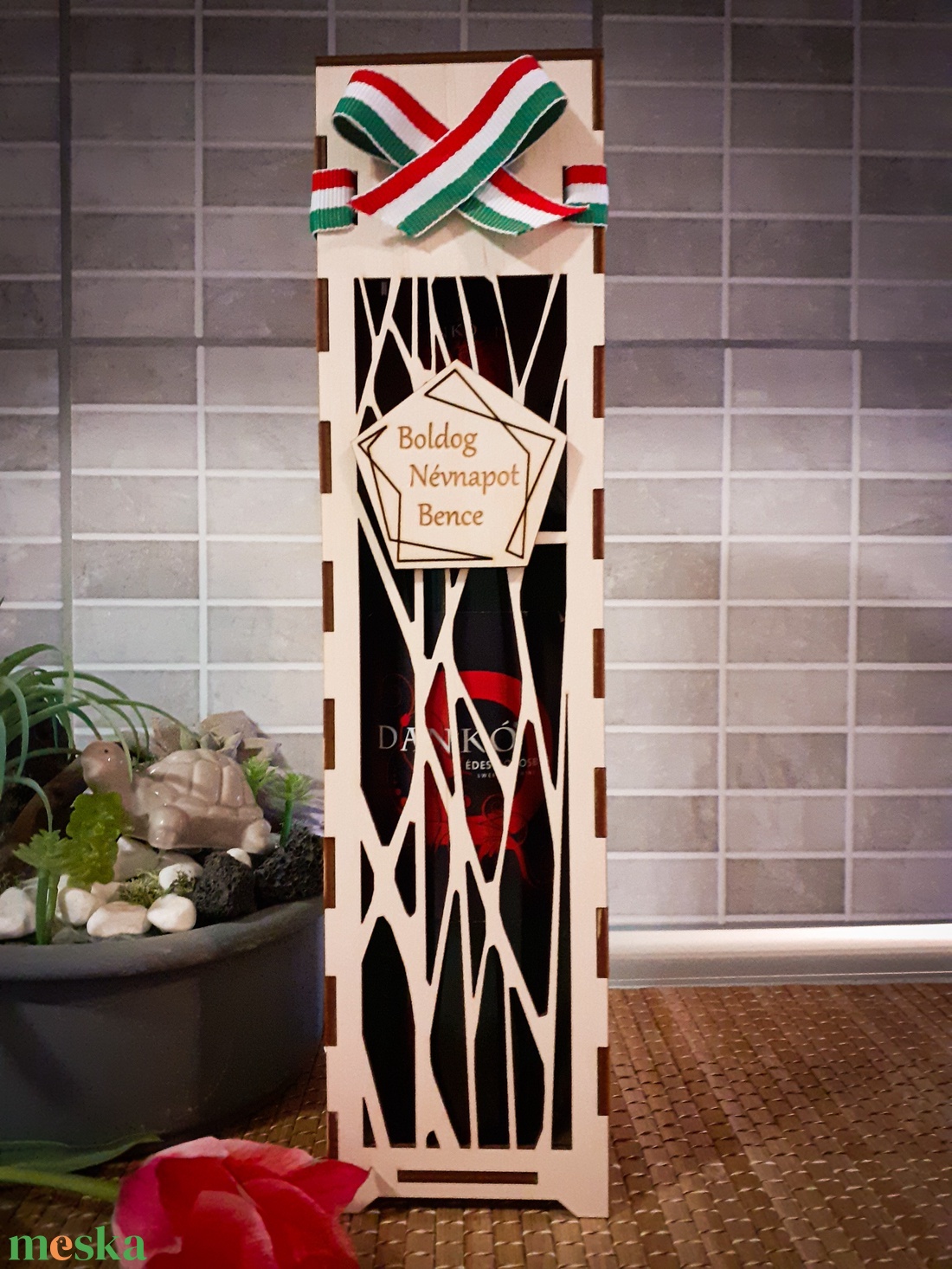 Boros doboz egyedi felirattal C - otthon & életmód - dekoráció - asztal és polc dekoráció - díszdoboz - Meska.hu Boros doboz egyedi felirattal C - otthon & életmód - dekoráció - asztal és polc dekoráció - díszdoboz - Meska.hu