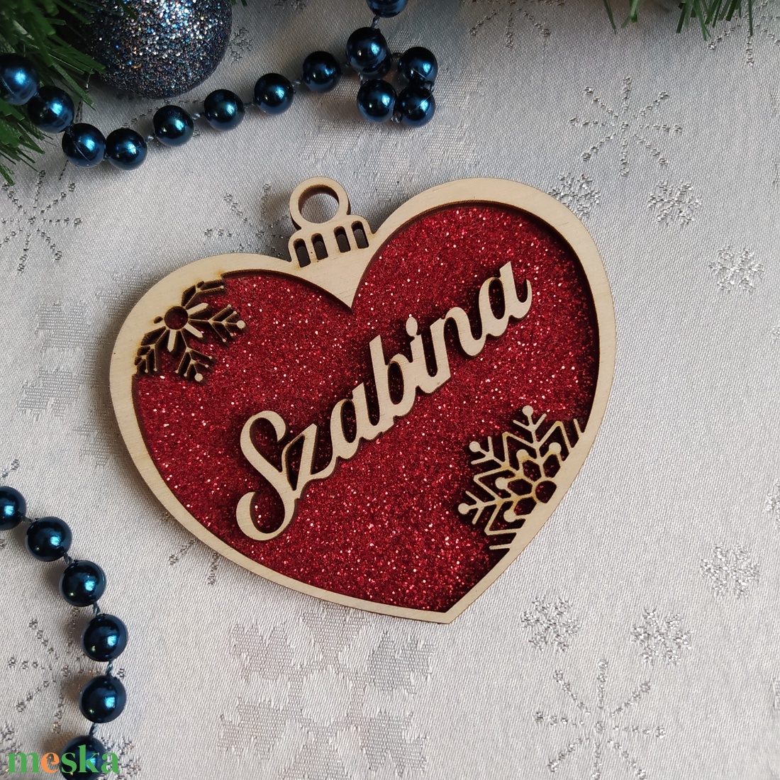 Neves, csillámos, szív alakú karácsonyfadísz - karácsony - karácsonyi lakásdekoráció - karácsonyfadíszek - Meska.hu