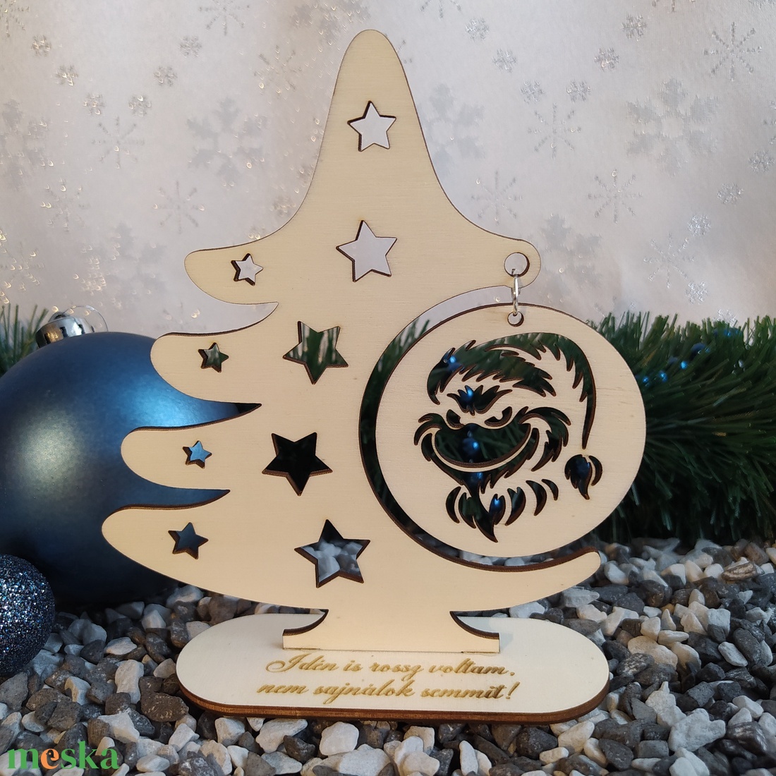 Karácsonyfa Grincs figurával - karácsony - karácsonyi lakásdekoráció - karácsonyfa, grincsfa - Meska.hu