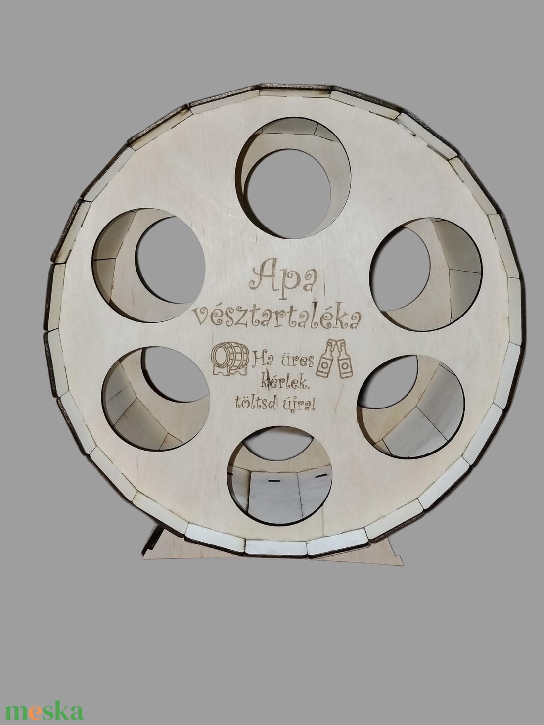 A tökéletes ajándék, amit nem a polcon fognak kerülgetni fa söröshordó - karácsony - karácsonyi lakásdekoráció - ünnepi asztaldekoráció - Meska.hu