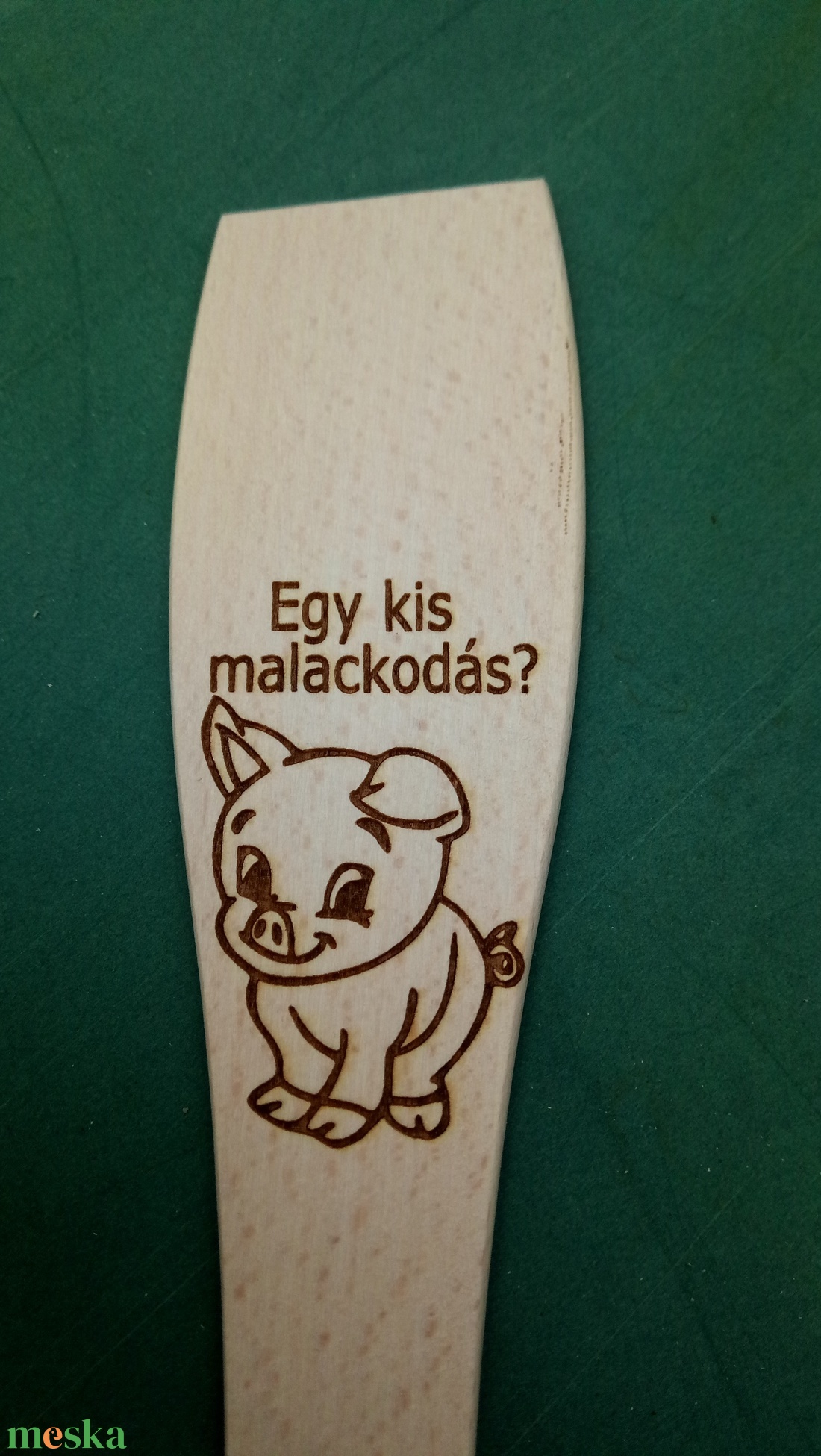 Humoros(nak szánt) dísz teflonlapát, malac ábrával. Poénos húsfordító lapát. Ajándék fakanál képes háziáldás-sal. - otthon & életmód - konyhafelszerelés, tálalás - sütés, főzés - fakanál & fakanáltartó - Meska.hu Humoros(nak szánt) dísz teflonlapát, malac ábrával. Poénos húsfordító lapát. Ajándék fakanál képes háziáldás-sal. - otthon & életmód - konyhafelszerelés, tálalás - sütés, főzés - fakanál & fakanáltartó - Meska.hu