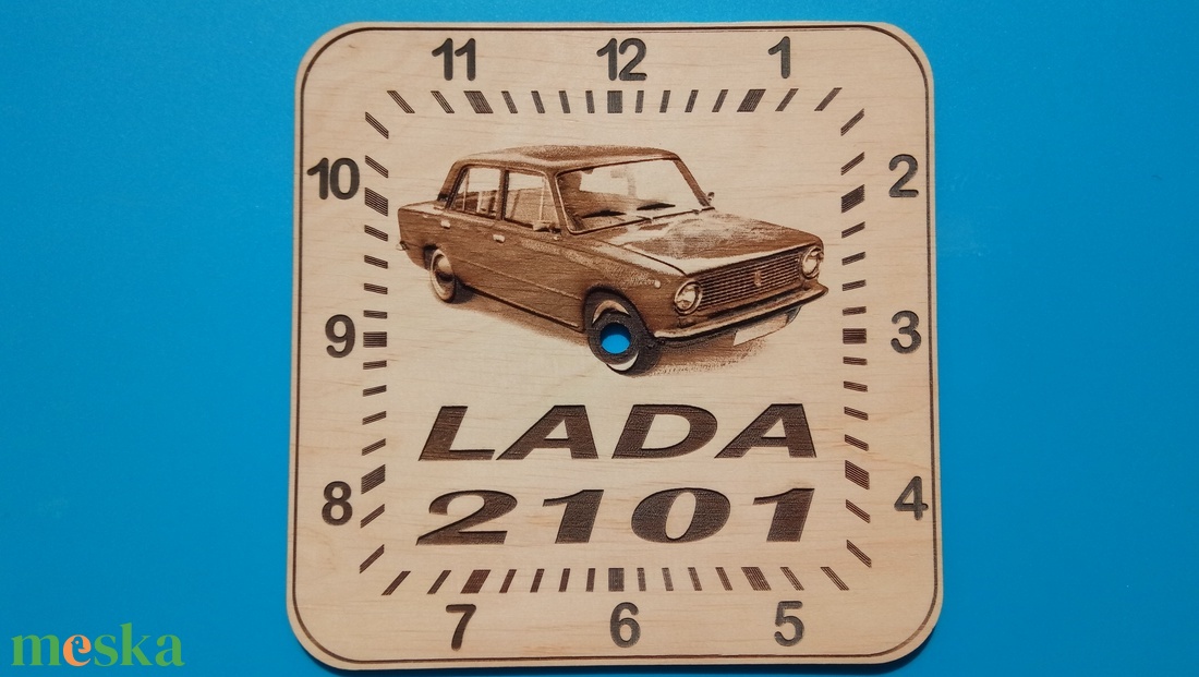 LADA 2101 mintás falióra. Ladás óra. (Négyszögletes számlappal. Balról.) - ékszer - ékszerszett - Meska.hu LADA 2101 mintás falióra. Ladás óra. (Négyszögletes számlappal. Balról.) - ékszer - ékszerszett - Meska.hu