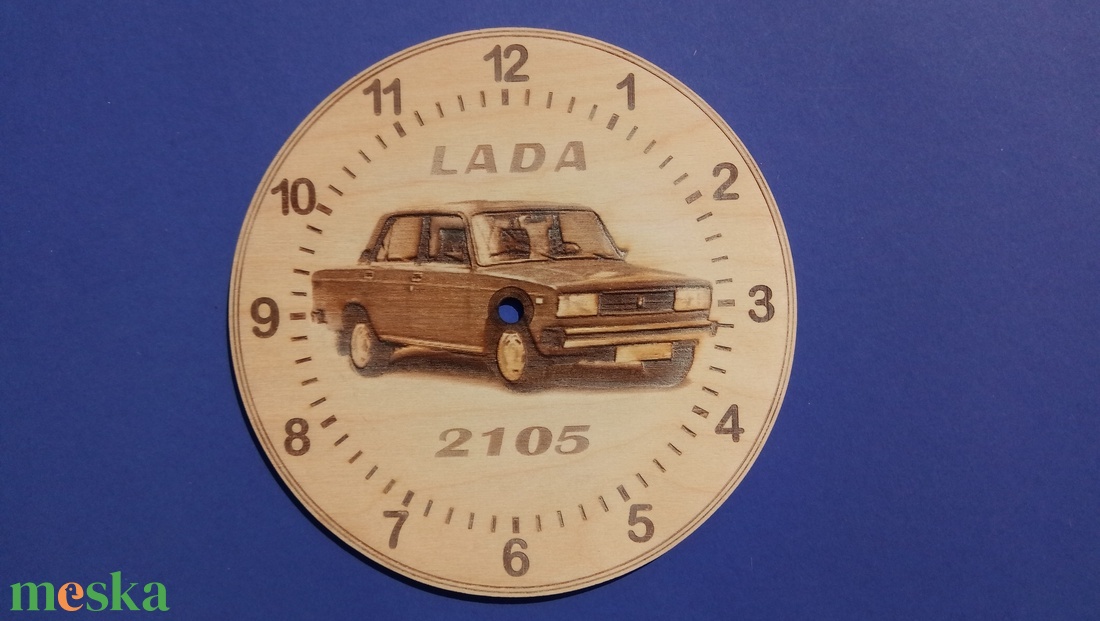 LADA 2105 mintás falióra. Ladás óra. - otthon & életmód - dekoráció - fali és függő dekoráció - falióra & óra - Meska.hu LADA 2105 mintás falióra. Ladás óra. - otthon & életmód - dekoráció - fali és függő dekoráció - falióra & óra - Meska.hu