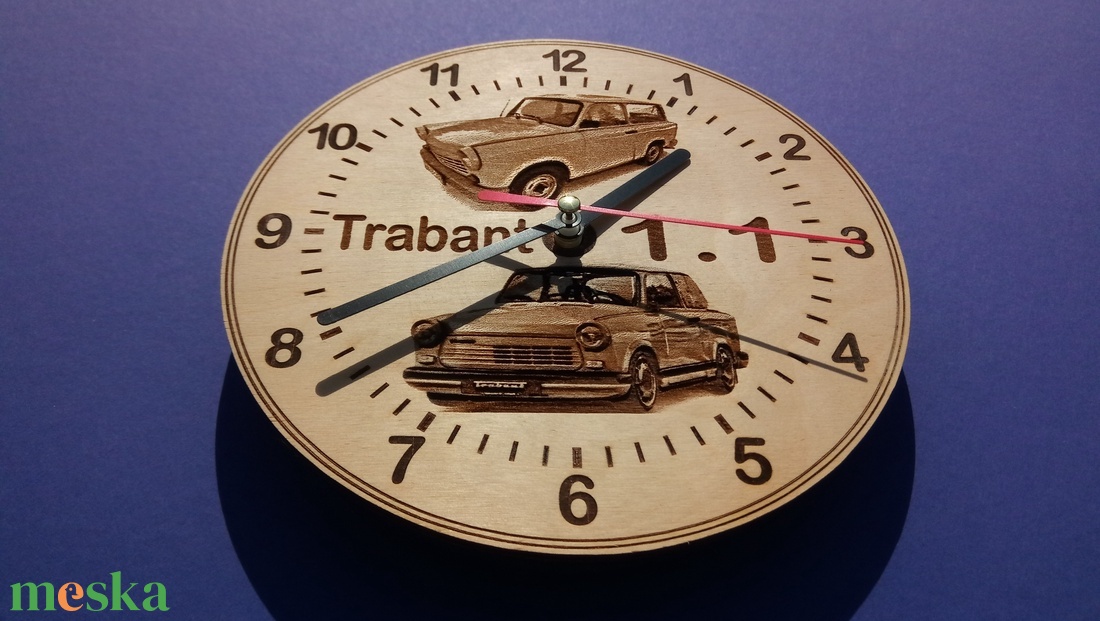 Trabant 1.1 limuzin, kombi mintás falióra. Trabantos óra. - otthon & életmód - dekoráció - fali és függő dekoráció - falióra & óra - Meska.hu Trabant 1.1 limuzin, kombi mintás falióra. Trabantos óra. - otthon & életmód - dekoráció - fali és függő dekoráció - falióra & óra - Meska.hu