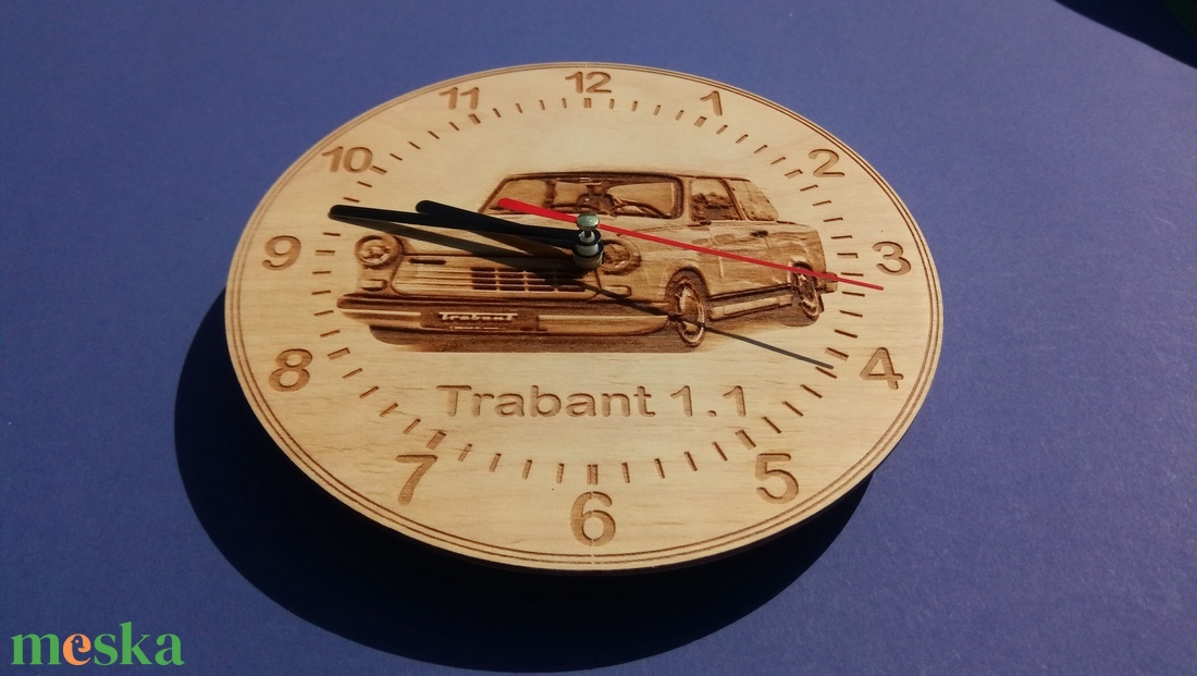 Trabant 1.1 limuzin mintás falióra. Trabantos óra. - otthon & életmód - dekoráció - fali és függő dekoráció - falióra & óra - Meska.hu Trabant 1.1 limuzin mintás falióra. Trabantos óra. - otthon & életmód - dekoráció - fali és függő dekoráció - falióra & óra - Meska.hu