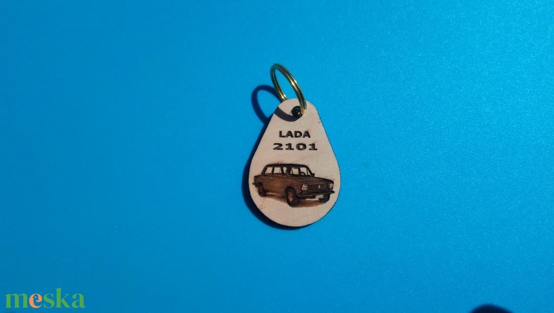 LADA 2101 mintás kulcstartó. Ladás függő. (Az autó eredeti szine: kék.) - táska & tok - kulcstartó & táskadísz - kulcstartó - Meska.hu LADA 2101 mintás kulcstartó. Ladás függő. (Az autó eredeti szine: kék.) - táska & tok - kulcstartó & táskadísz - kulcstartó - Meska.hu