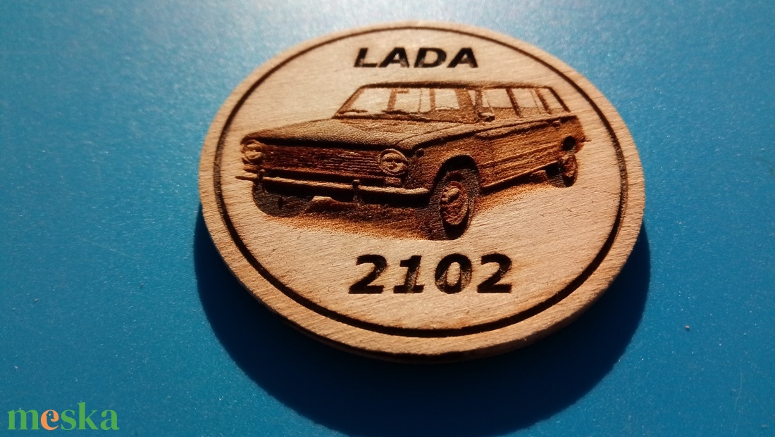 Lada 2102 mintás hűtőmágnes. Ladás gravírozás. - otthon & életmód - konyhafelszerelés, tálalás - konyhai dekoráció - hűtőmágnes - Meska.hu Lada 2102 mintás hűtőmágnes. Ladás gravírozás. - otthon & életmód - konyhafelszerelés, tálalás - konyhai dekoráció - hűtőmágnes - Meska.hu