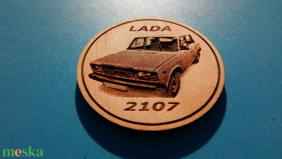 Lada 2107 mintás hűtőmágnes. Ladás gravírozás. - otthon & életmód - konyhafelszerelés, tálalás - konyhai dekoráció - hűtőmágnes - Meska.hu Lada 2107 mintás hűtőmágnes. Ladás gravírozás. - otthon & életmód - konyhafelszerelés, tálalás - konyhai dekoráció - hűtőmágnes - Meska.hu