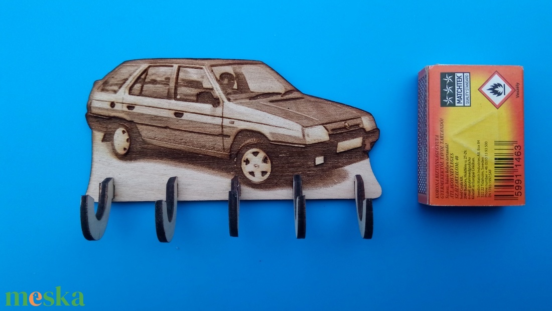 Skoda Forman mintás fali, gravírozott, akasztós, kulcstartó. Karácsonyi ajándék veterános úrnak. - otthon & életmód - dekoráció - fali és függő dekoráció - fali kulcstartó - Meska.hu Skoda Forman mintás fali, gravírozott, akasztós, kulcstartó. Karácsonyi ajándék veterános úrnak. - otthon & életmód - dekoráció - fali és függő dekoráció - fali kulcstartó - Meska.hu